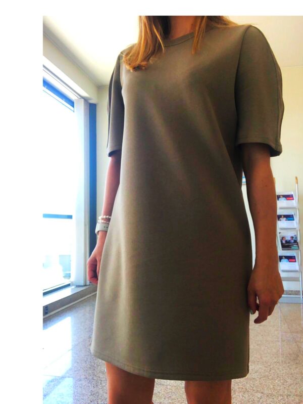 Basic dress - Image 2